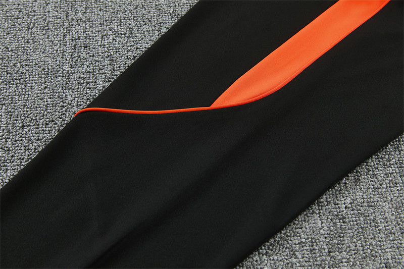 26 27 Netherlands Tracksuit 1