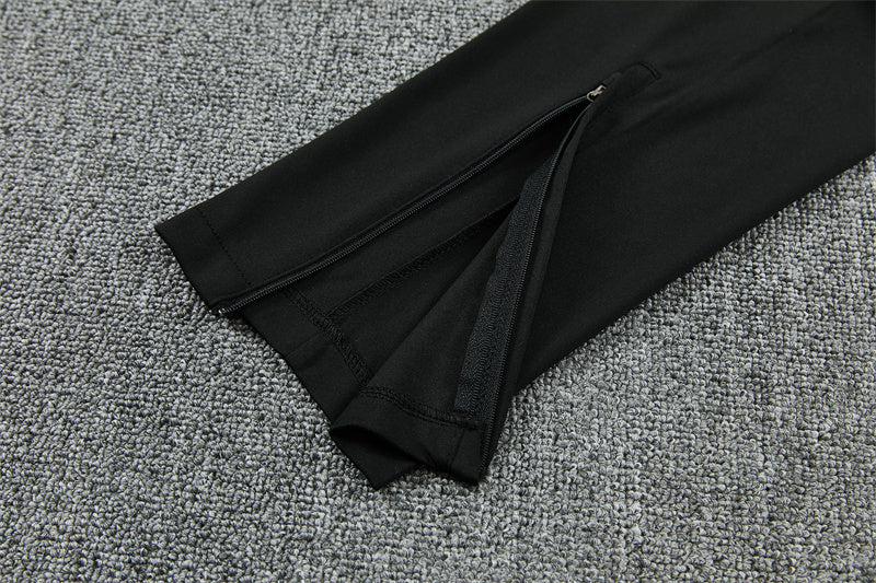 26 27 Netherlands Tracksuit 1
