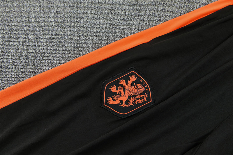 26 27 Netherlands Tracksuit 2