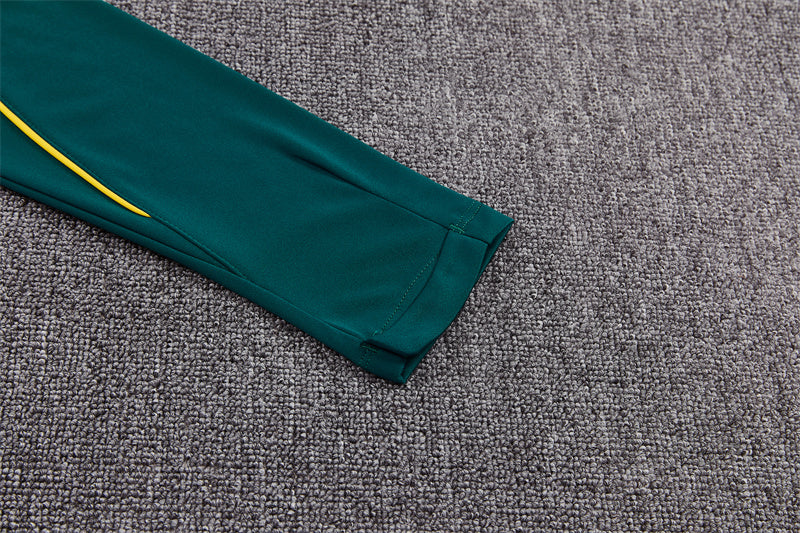 26 27 Brazil Tracksuit 3