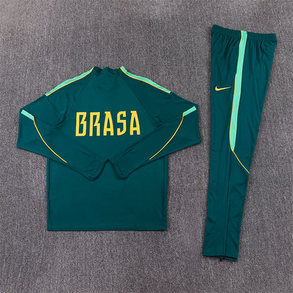 26 27 Brazil Tracksuit 3