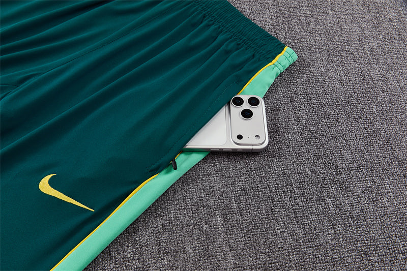26 27 Brazil Tracksuit 3