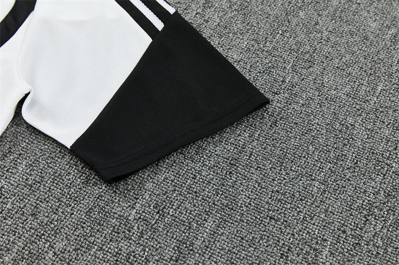 2627 Liverpool short sleeve Training Kit