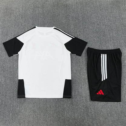 2627 Liverpool short sleeve Training Kit