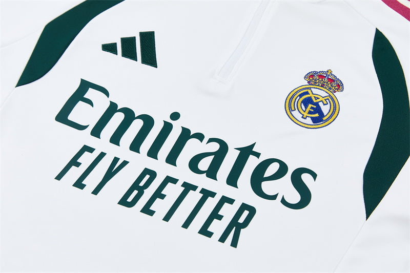 26 27 Real Madrid Tracksuit 7