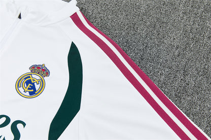 26 27 Real Madrid Tracksuit 7