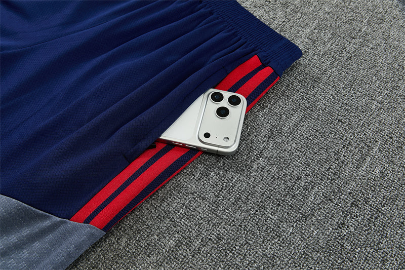 2627  Bayern short sleeve Training Kit 1