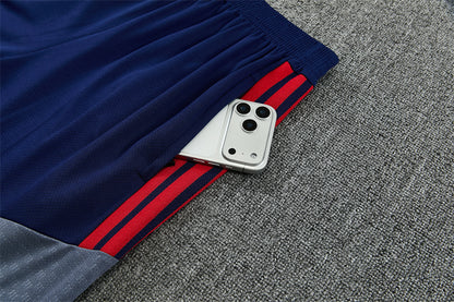 2627  Bayern short sleeve Training Kit 1