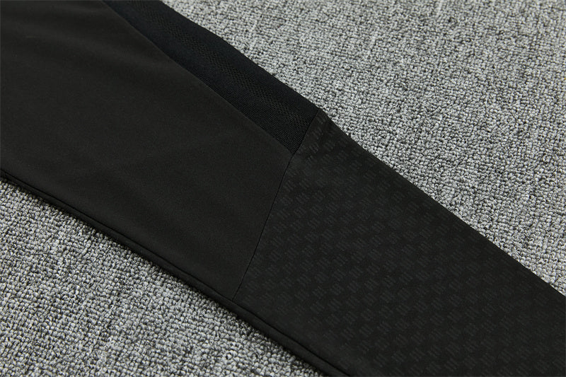 26 27 Arsenal Tracksuit 2