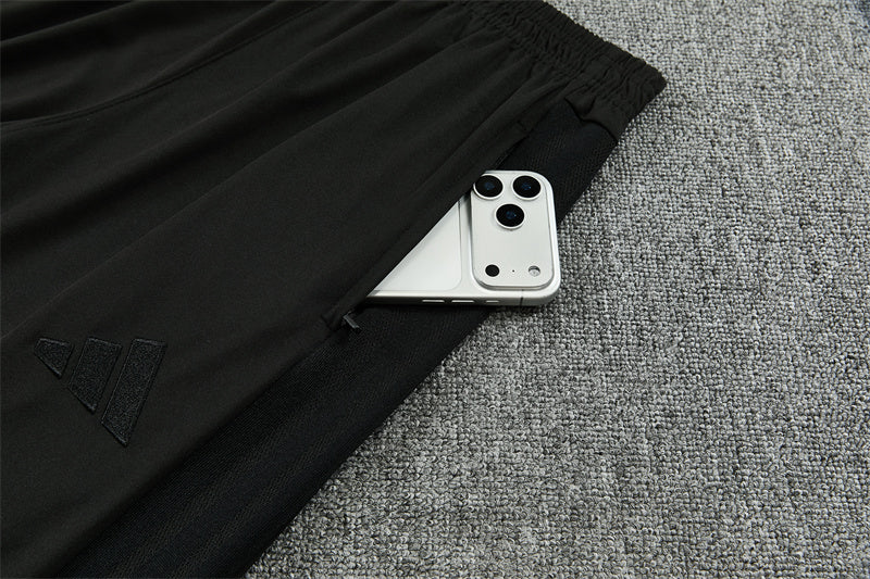 26 27 Arsenal Tracksuit 2