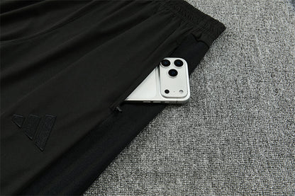 26 27 Arsenal Tracksuit 2
