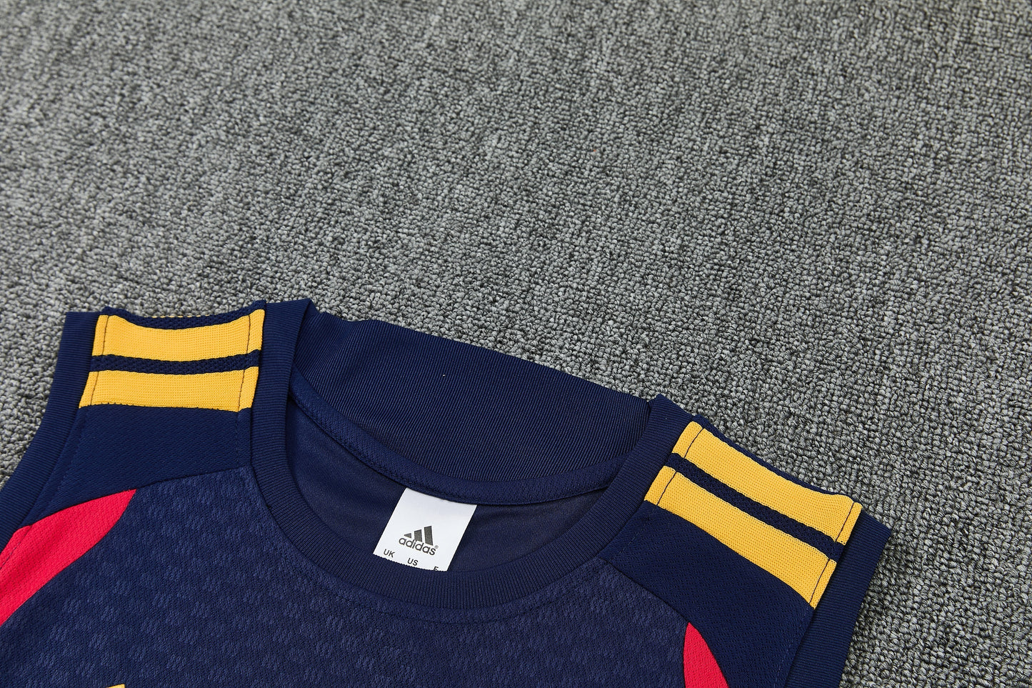 Arsenal 2627 Sleeveless Training Kit 4