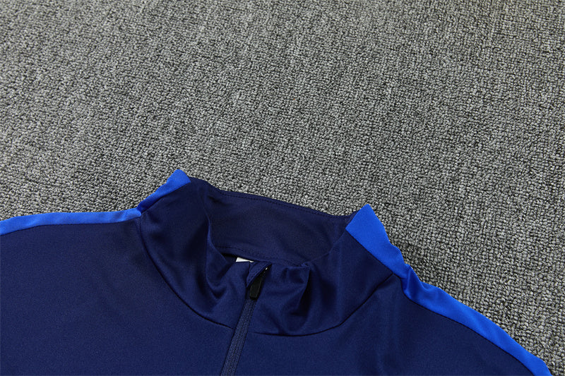 26 27 France Tracksuit 1