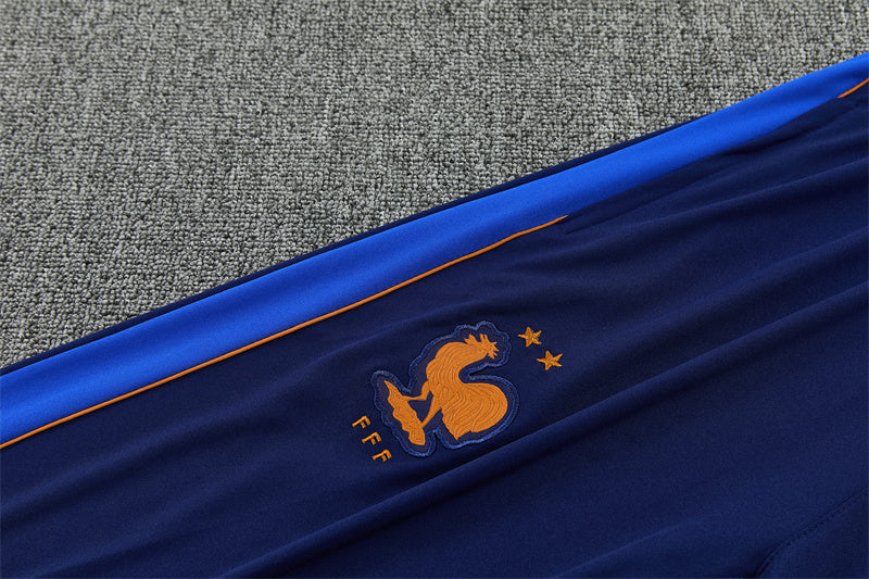 26 27 France Tracksuit 1