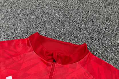 26 27 Liverpool Tracksuit 4