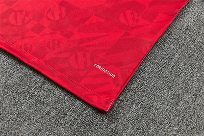 26 27 Liverpool Tracksuit 4