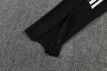 26 27 Liverpool Tracksuit 4