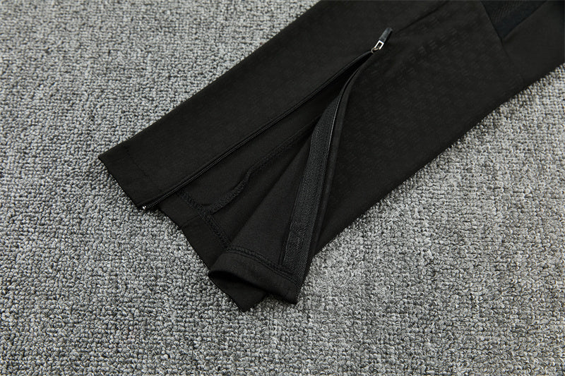 26 27   Manchester United Tracksuit 1