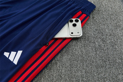 26 27 Lyon Tracksuit