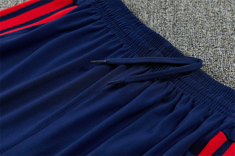 26 27 Lyon Tracksuit