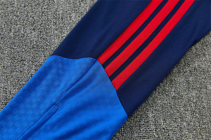 26 27 Lyon Tracksuit