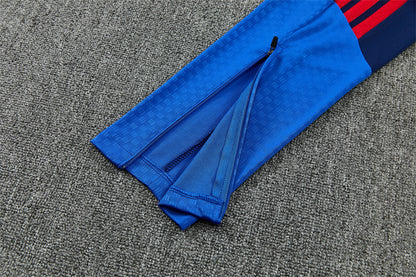 26 27 Lyon Tracksuit