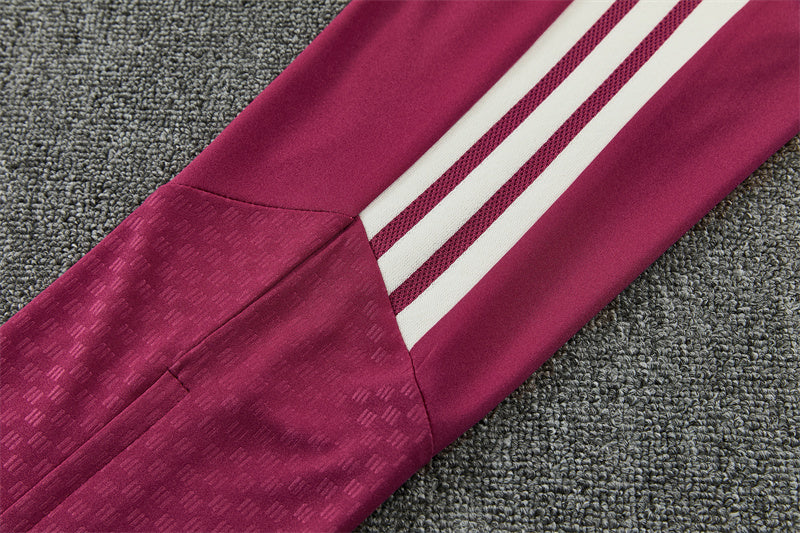 26 27 Real Madrid Tracksuit 10