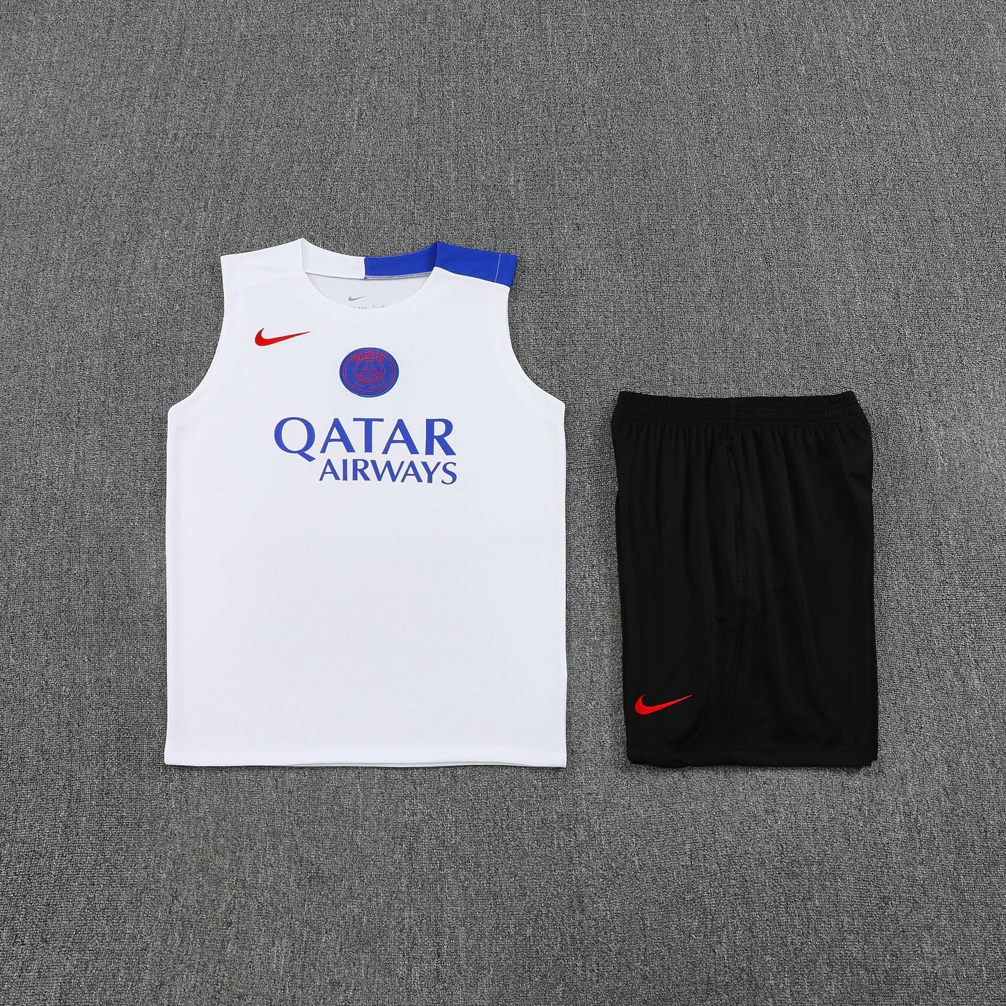 Paris Sleeveless Training Kit