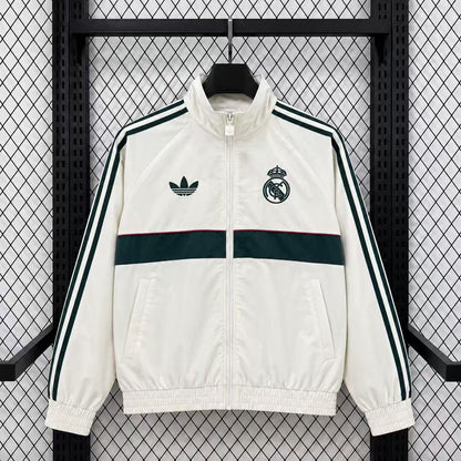 Real Madrid 26-27 models beige Windbreaker