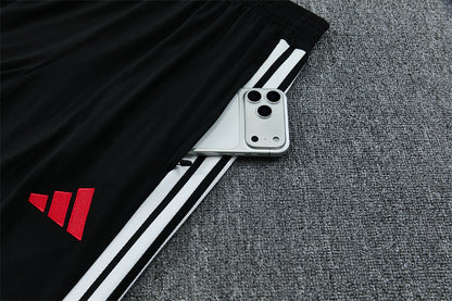 26 27 Liverpool Tracksuit