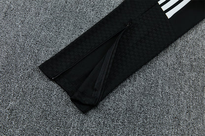 26 27 Liverpool Tracksuit
