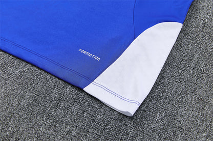 26 27 Juventus Tracksuit 2