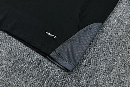 26 27 Juventus Tracksuit