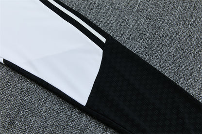 26 27 Juventus Tracksuit 1