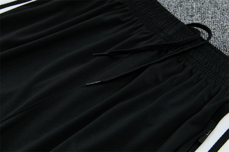 26 27 Juventus Tracksuit 1