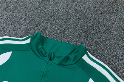 26 27 Liverpool Tracksuit