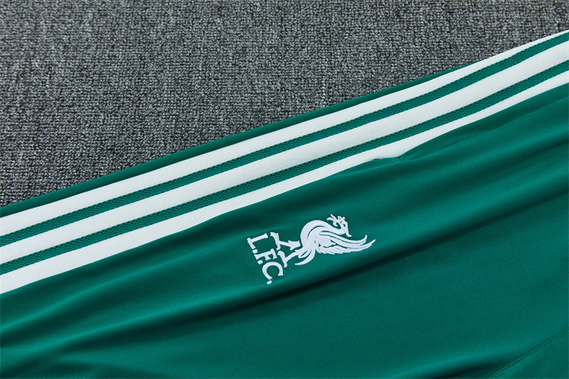 26 27 Liverpool Tracksuit