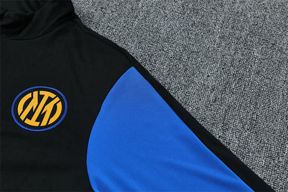 26 27 Inter Milan Tracksuit 2