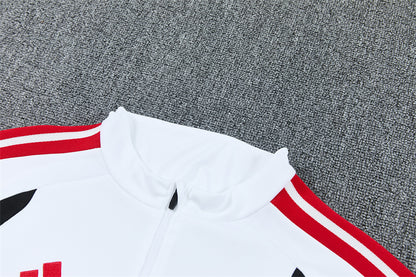 26 27 Arsenal Tracksuit 1