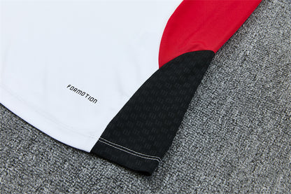 26 27 Arsenal Tracksuit 1