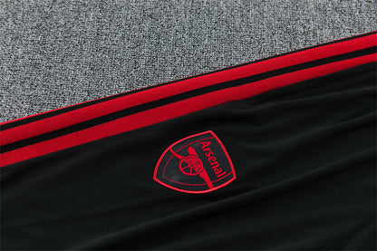 26 27 Arsenal Tracksuit 1