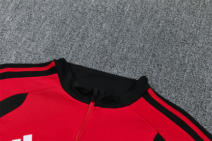 26 27 Manchester United Tracksuit 1