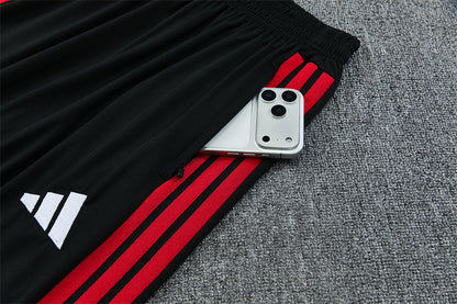 26 27 Manchester United Tracksuit