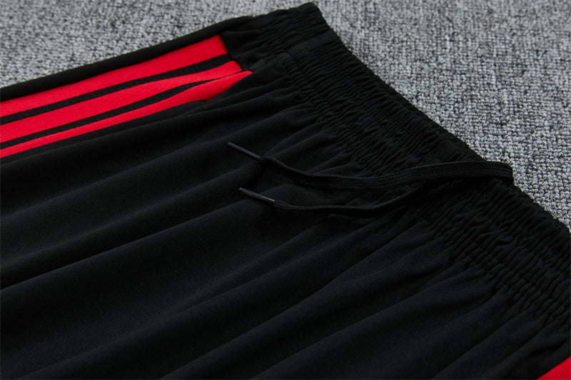 26 27 Manchester United Tracksuit