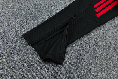 26 27 Manchester United Tracksuit 1