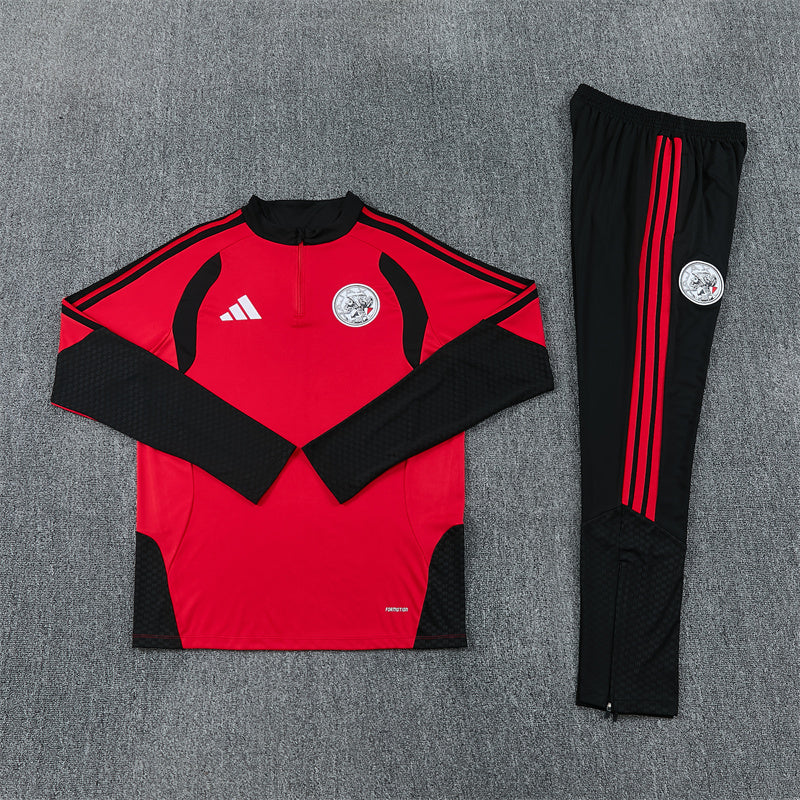 26 27 Ajax Tracksuit 1