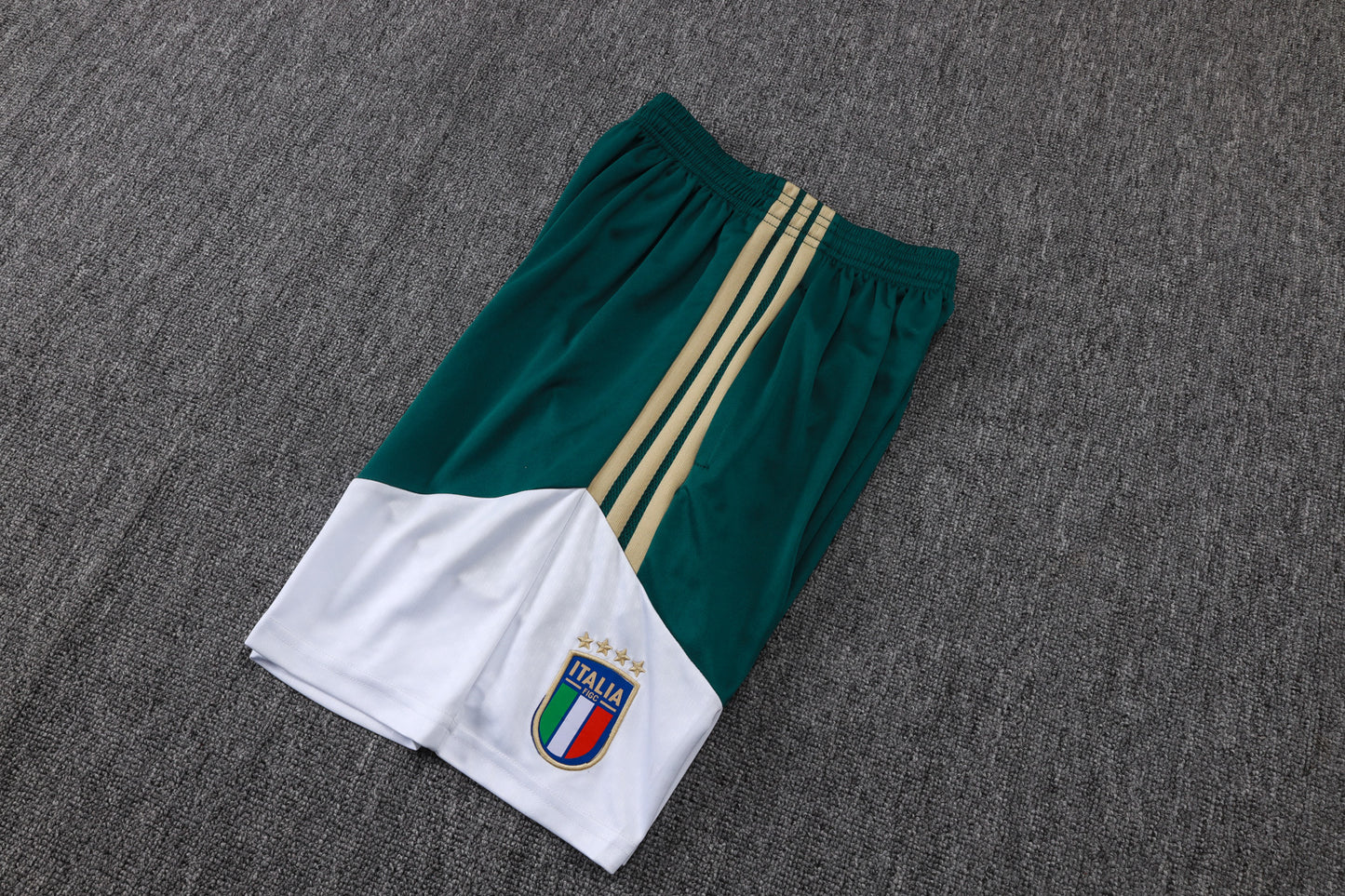 Italy Sleeveless Training Kit  Dark green