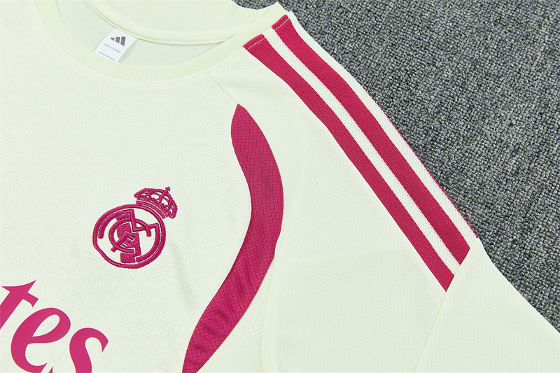 2627   Real Madrid short sleeve Training Kit