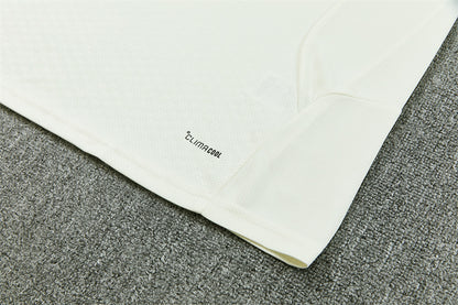 2627   Real Madrid short sleeve Training Kit