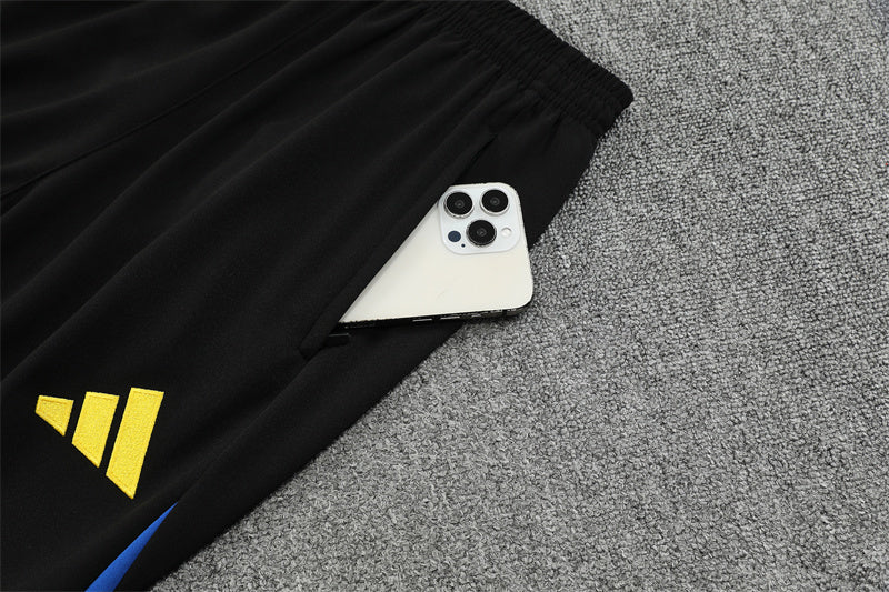 Manchester United Black Tracksuit III
